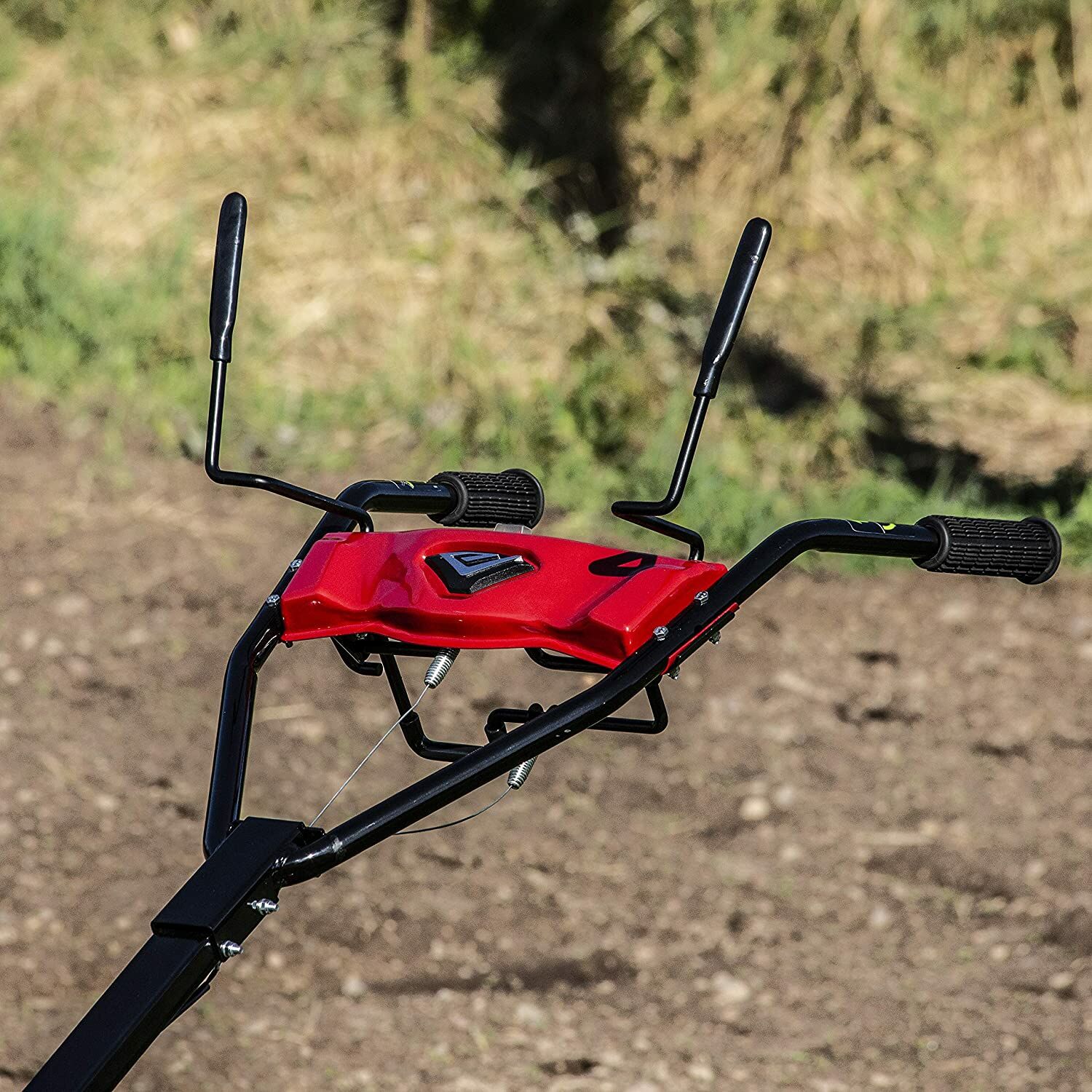 Pioneer™ Rear Tine 16-In Gas Tiller