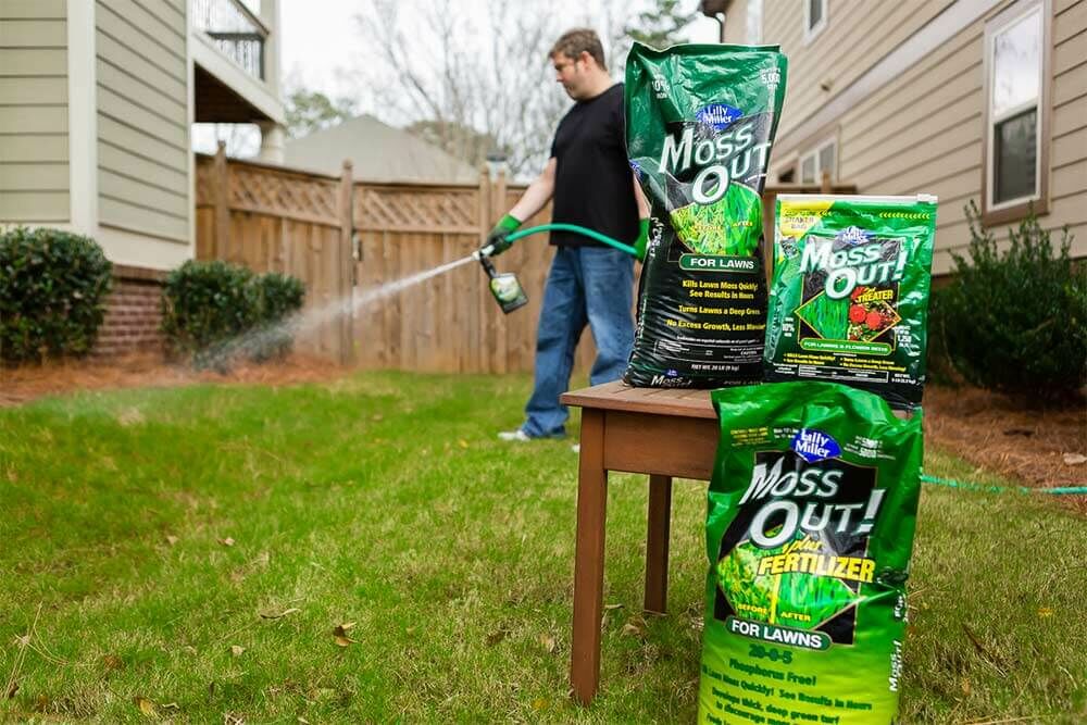 Moss Out! Lawn Granules, 20-Lb