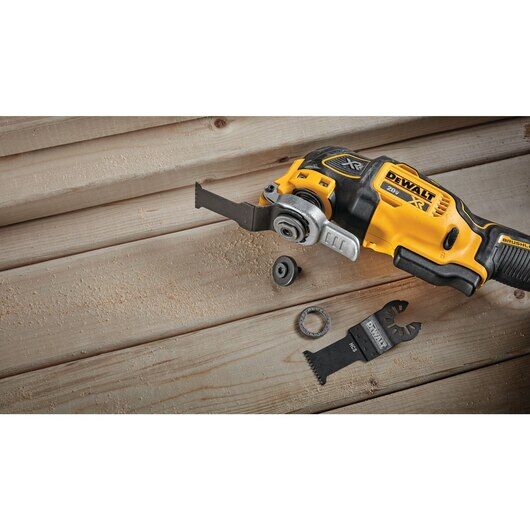 DeWALT MAX XR 3-Speed Cordless Oscillating Multi-Tool Kit