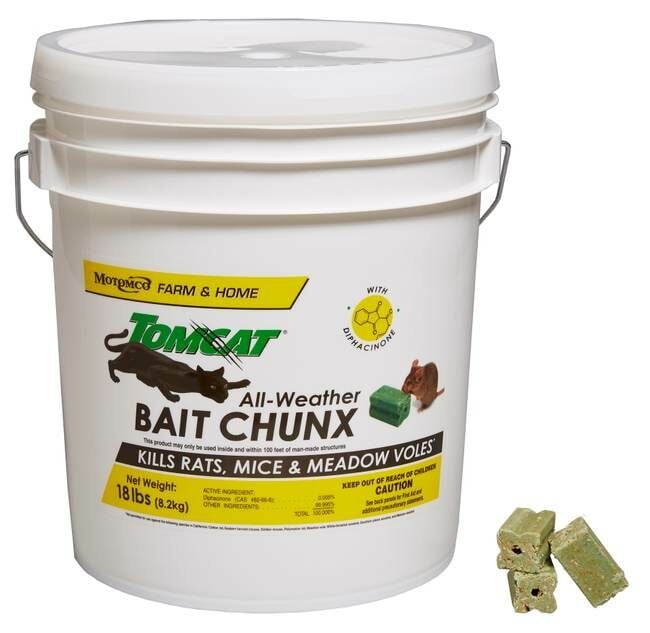 Motomco TomChunx Pail - 18 Lbs