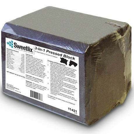 Ridley Sweetlix 3-in-1 Cattle Horse Supplement Block - 40 lb