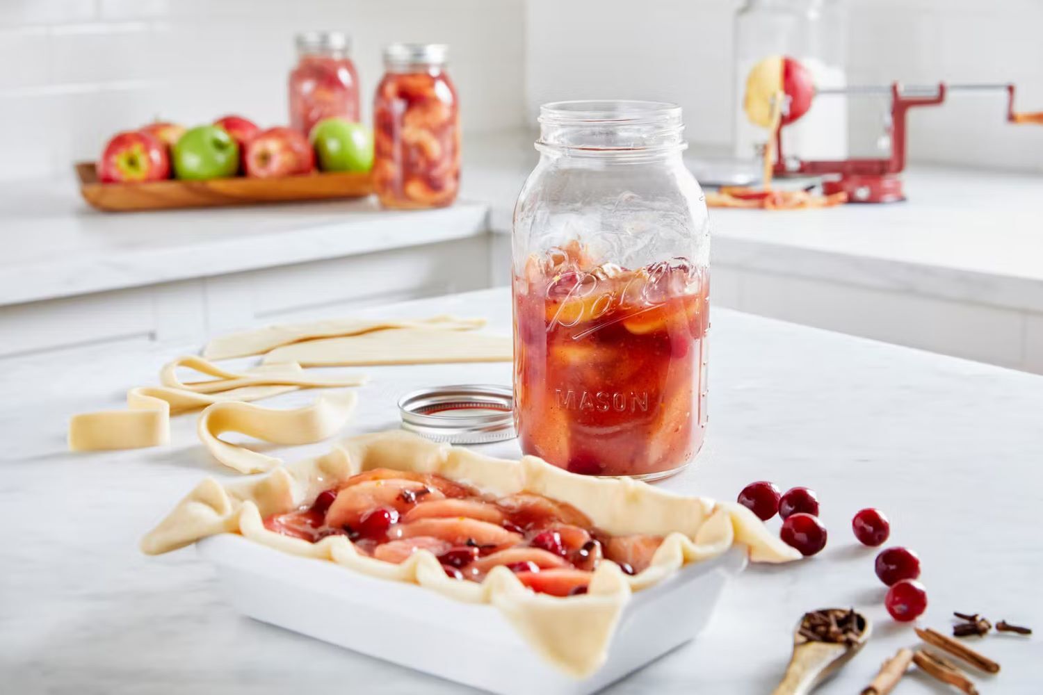 Ball Mason Jars & Lids, Regular Mouth, 32-Oz, 12-Pk