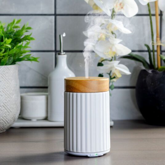 Airomé Wood & Ceramic Ultra Sonic Essential Oil Diffuser