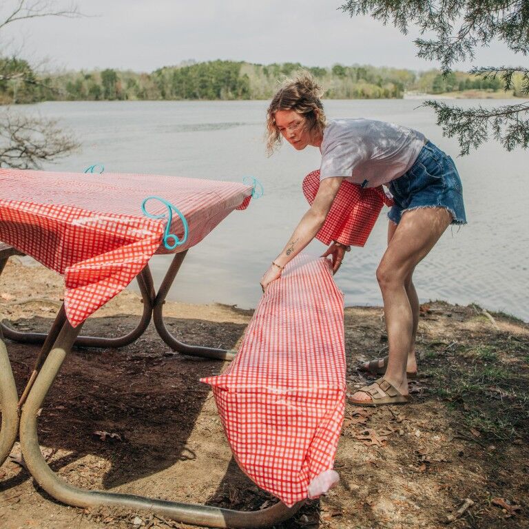 Camco Life Is Better At The Campsite Tablecloth Clamps