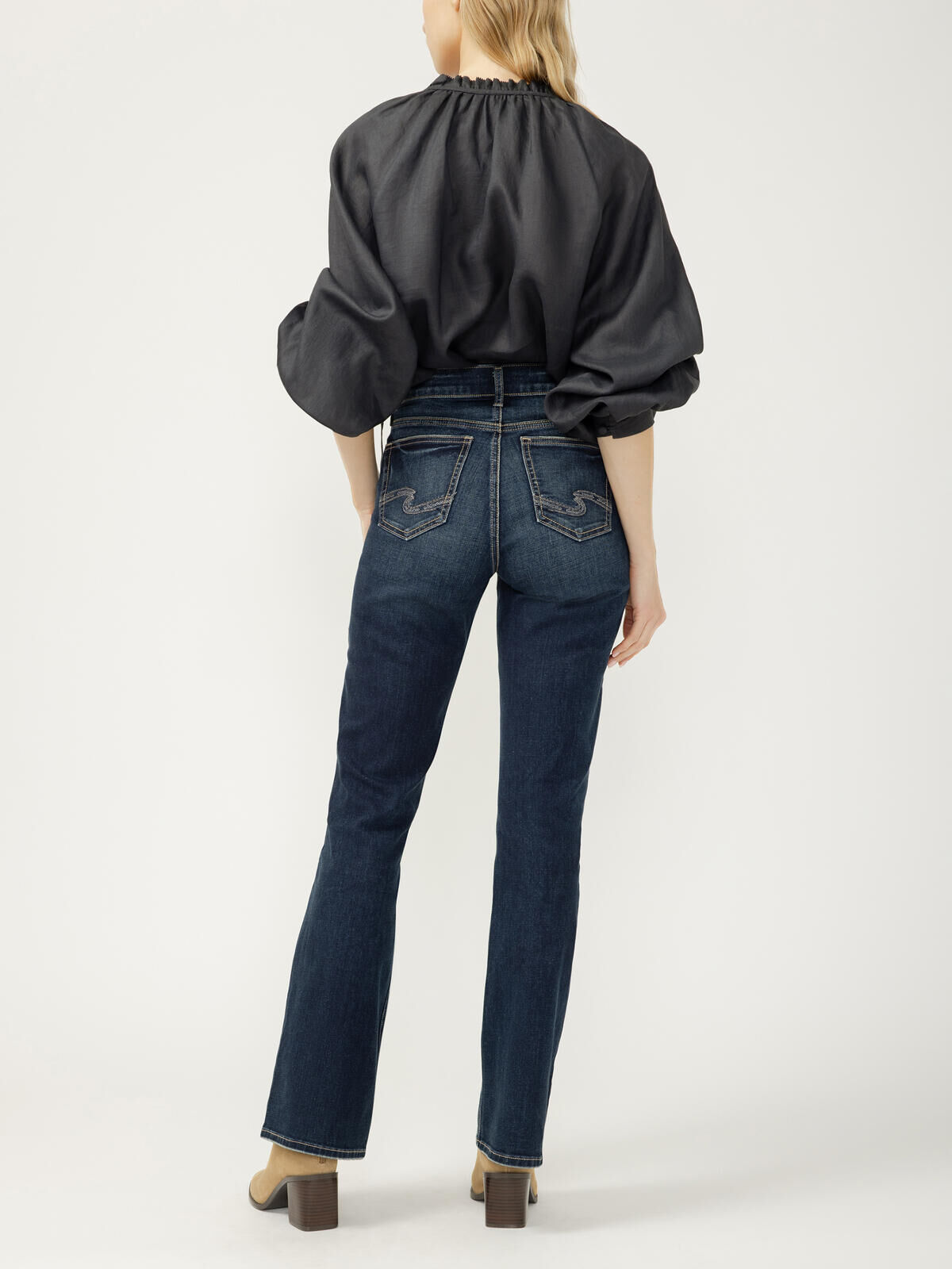 Silver Jeans Co. Women's Elyse Mid Rise Slim Bootcut Luxe Stretch Jeans