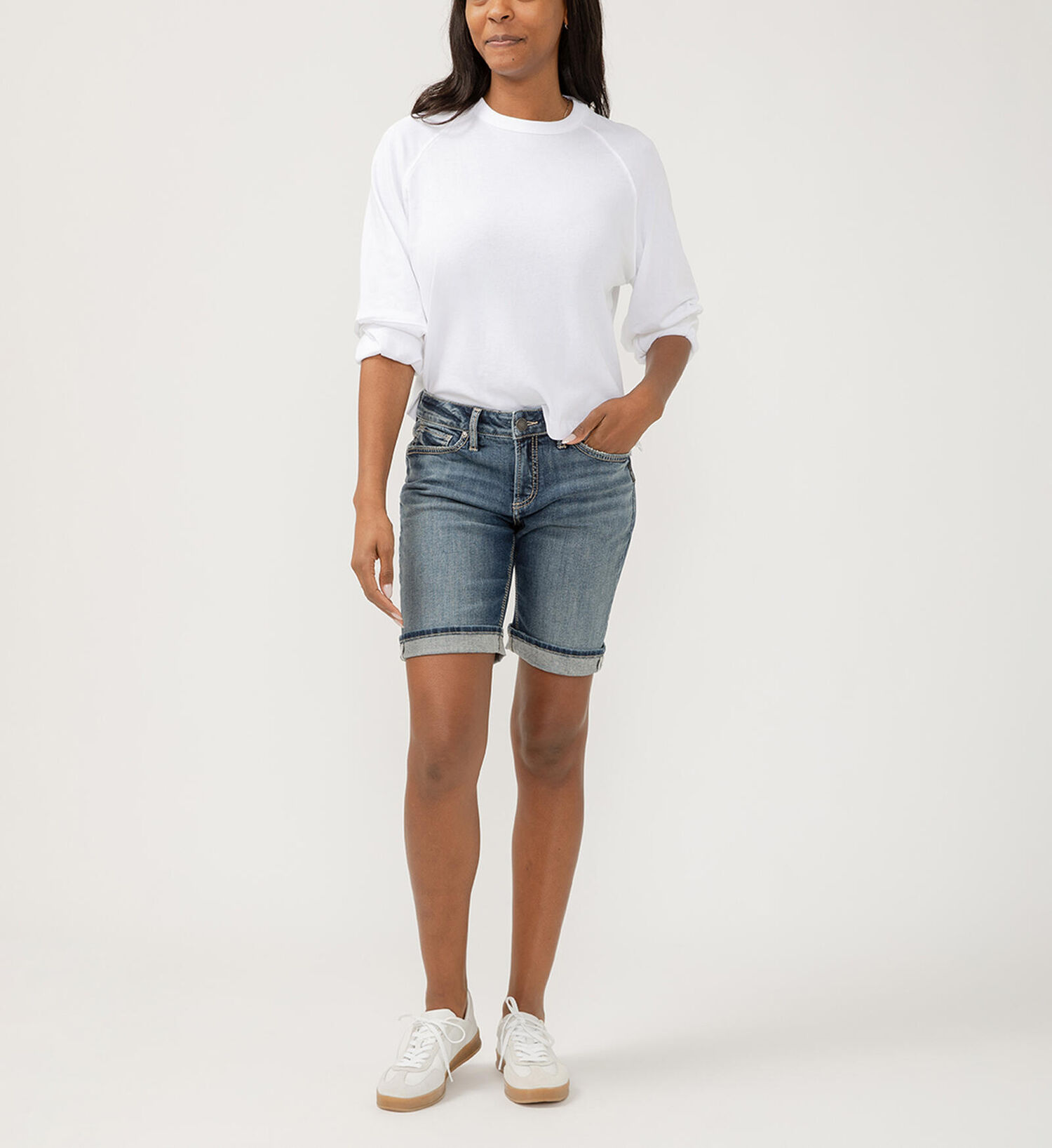Silver Jeans Co. Women's Suki Mid Rise Bermuda Shorts