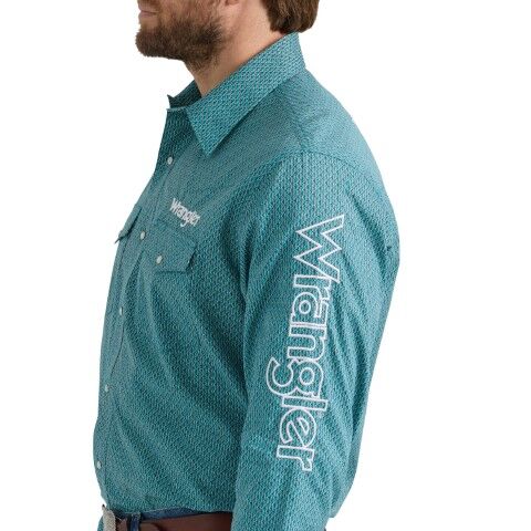 Wrangler Men's Long Sleeve Logo Snap Shirt in Turquoise