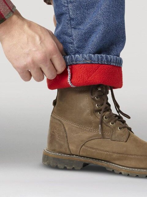 Wrangler Men's Rugged Wear Thermal Jean in Stonewashed 