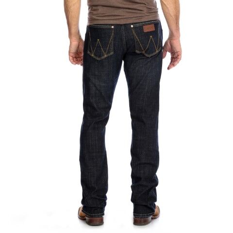 Wrangler Men's Retro Slim Fit Bootcut Jean