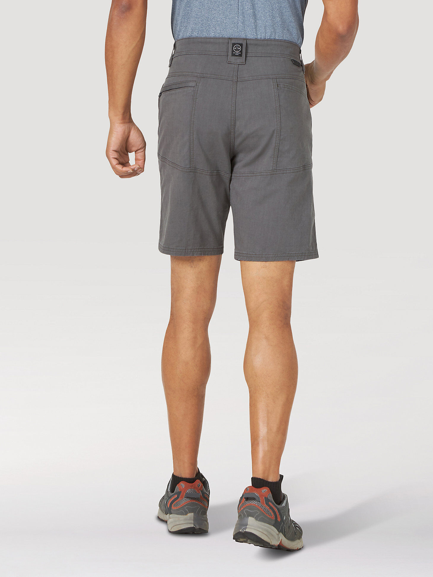 Wrangler Men's ATG Side Pocket Utility Short in Pavement