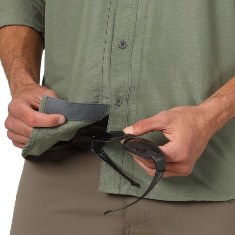 Wrangler Men's Outdoor Mix Material Long Sleeve Shirt in Dusty Olive