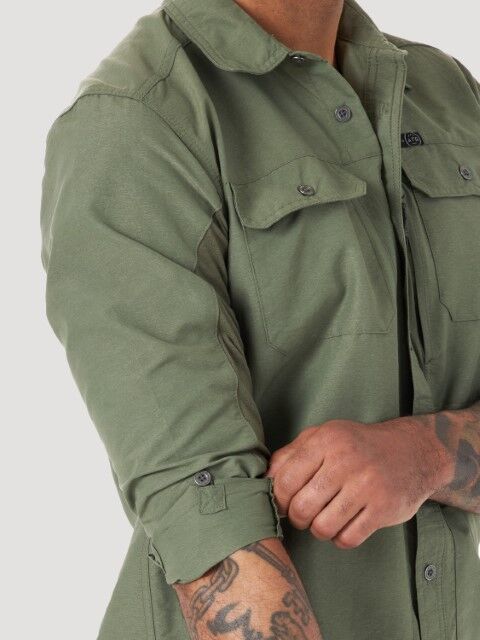 Wrangler Men's Outdoor Mix Material Long Sleeve Shirt in Dusty Olive