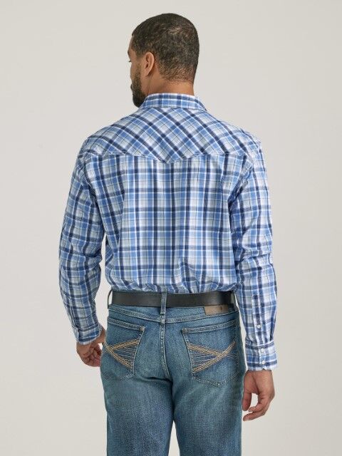 Wrangler Men's 20X Competition Advanced Comfort Classic Fit Long Sleeve Shirt in Teal