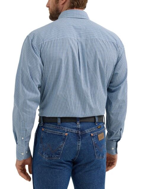 Wrangler Men's Classic Long Sleeve Shirt in Blue