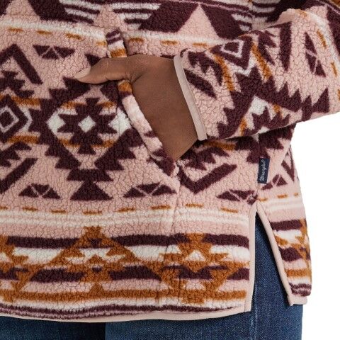 Wrangler Women's Retro Punchy 1/4 Zip Sherpa