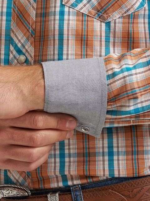 Wrangler Men's 20X Competition Advanced Comfort Long Sleeve Two Pocket Western Snap Shirt