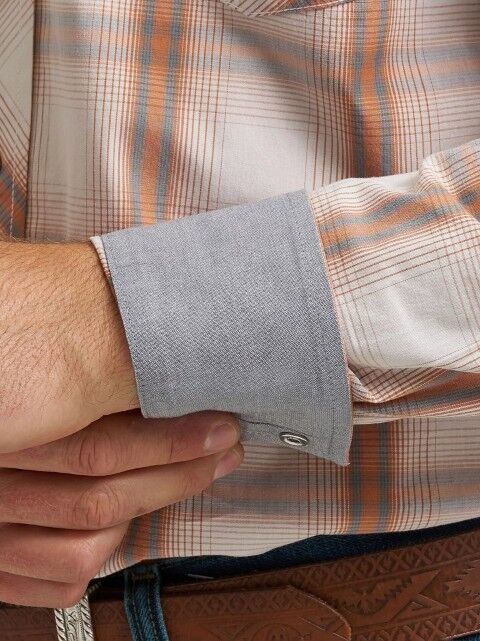 Wrangler Men's 20X Competition Advanced Comfort Long Sleeve Two Pocket Western Snap Shirt