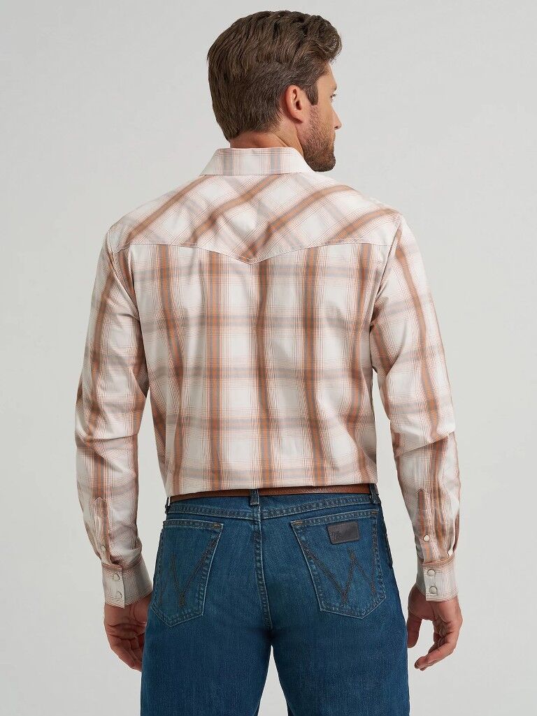 Wrangler Men's 20X Competition Advanced Comfort Long Sleeve Two Pocket Western Snap Shirt