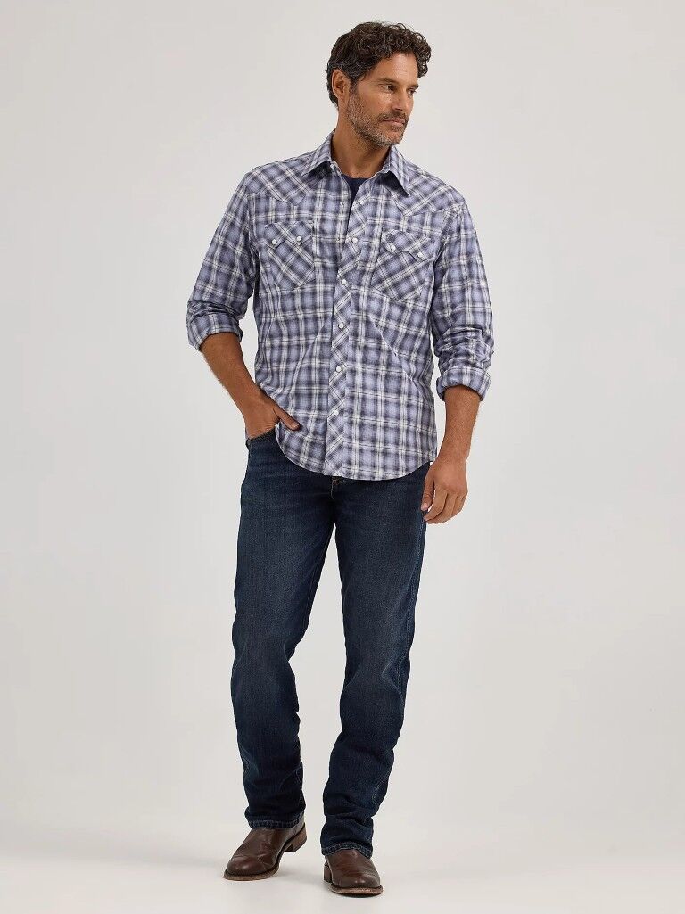 Wrangler Men's Retro Long Sleeve Sawtooth Snap Pocket Western Shirt