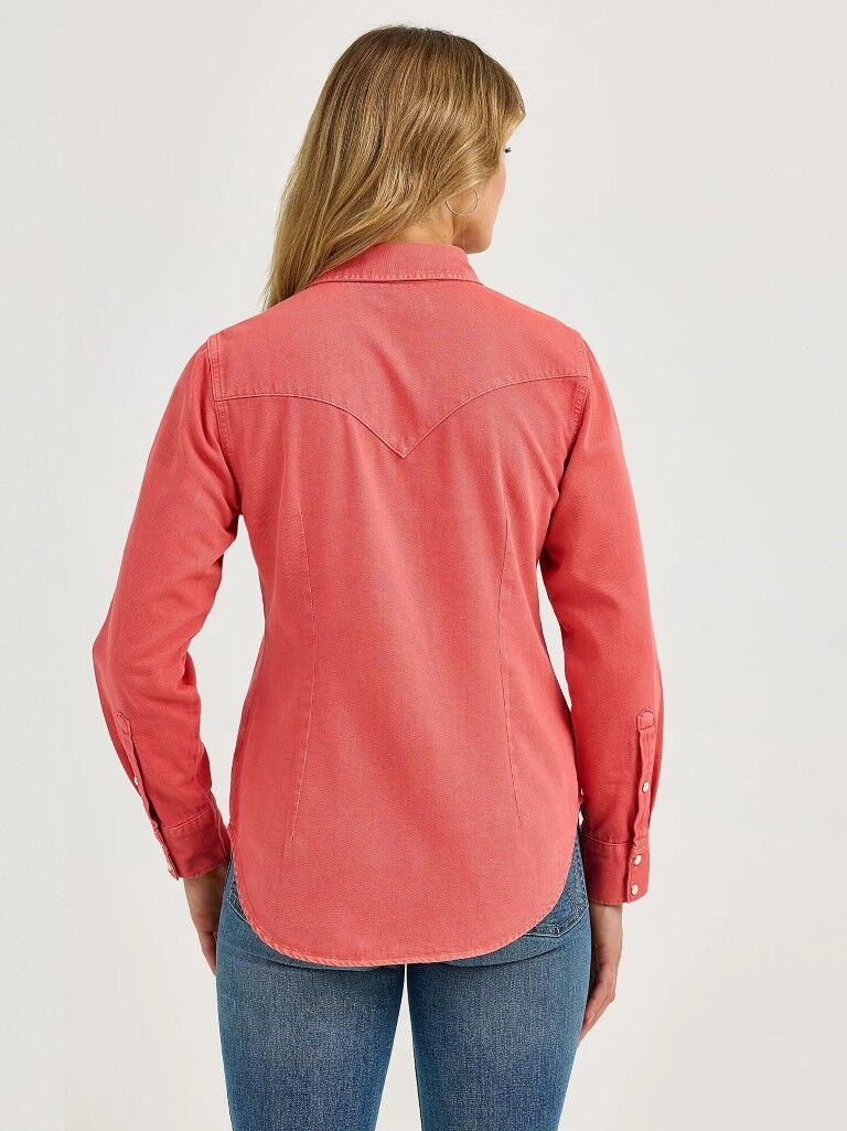 Wrangler Women's Colorwash Slim Western Snap Shirt