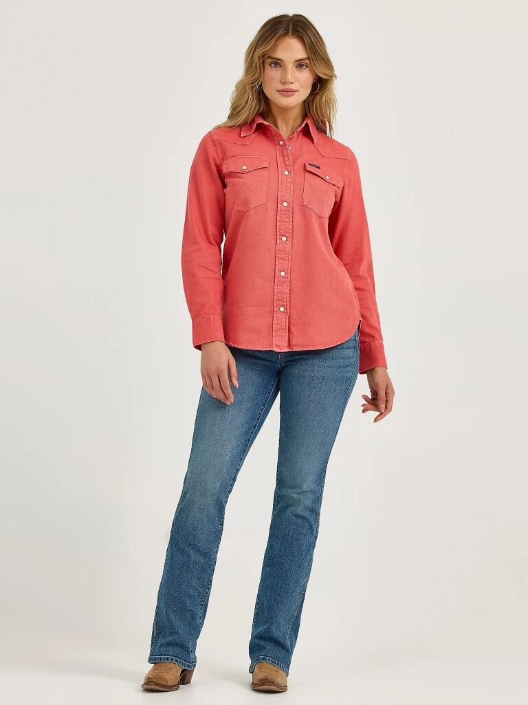 Wrangler Women's Colorwash Slim Western Snap Shirt