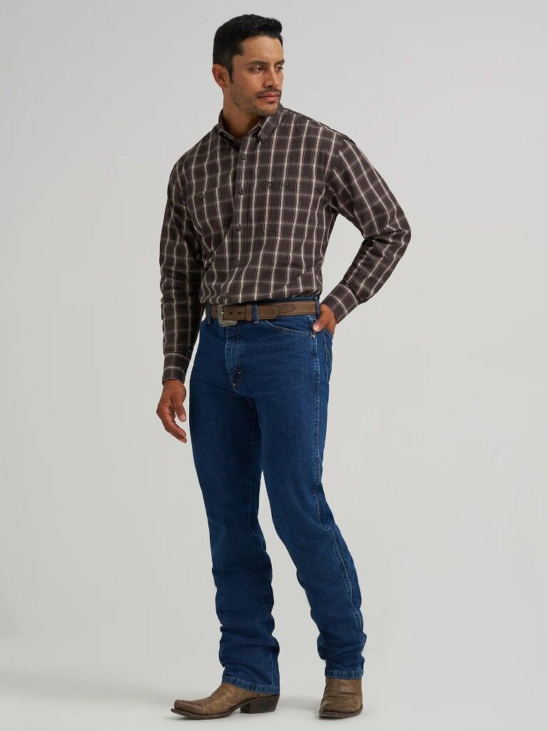 Wrangler Men's George Strait Long Sleeve Button Down Two Pocket Shirt