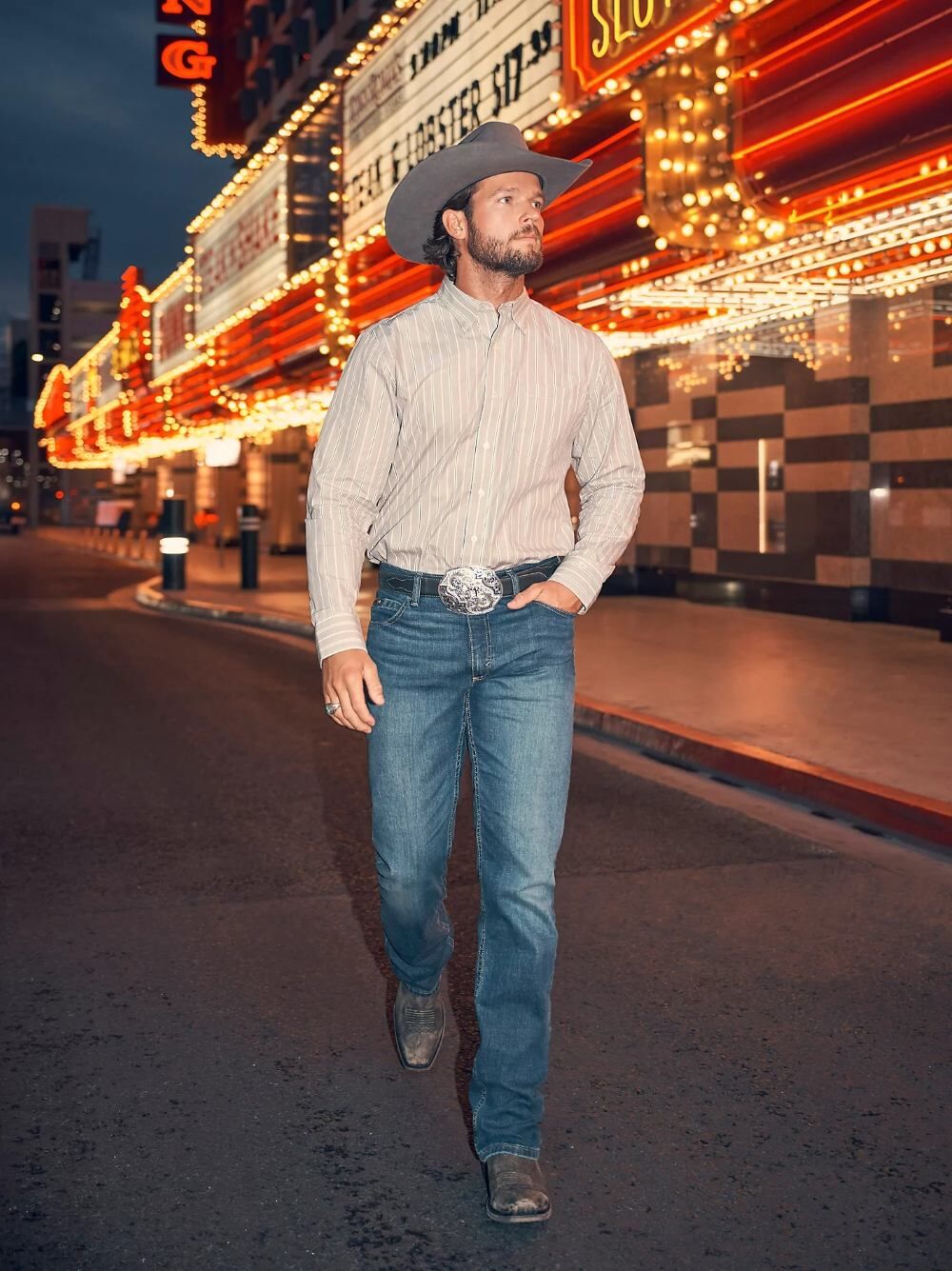 Wrangler Men's Cody Johnson 20X Advanced Comfort 02 Competition Regular Fit Jean