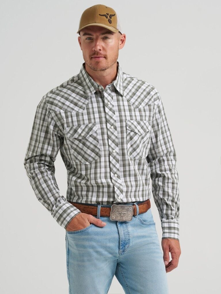 Wrangler Men's 20X Competition Advanced Comfort Classic Fit Long Sleeve Shirt