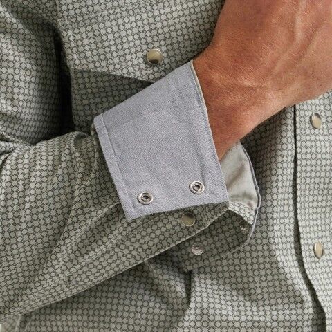 Wrangler Men's 20X Competition Advanced Comfort Classic Fit Long Sleeve Shirt