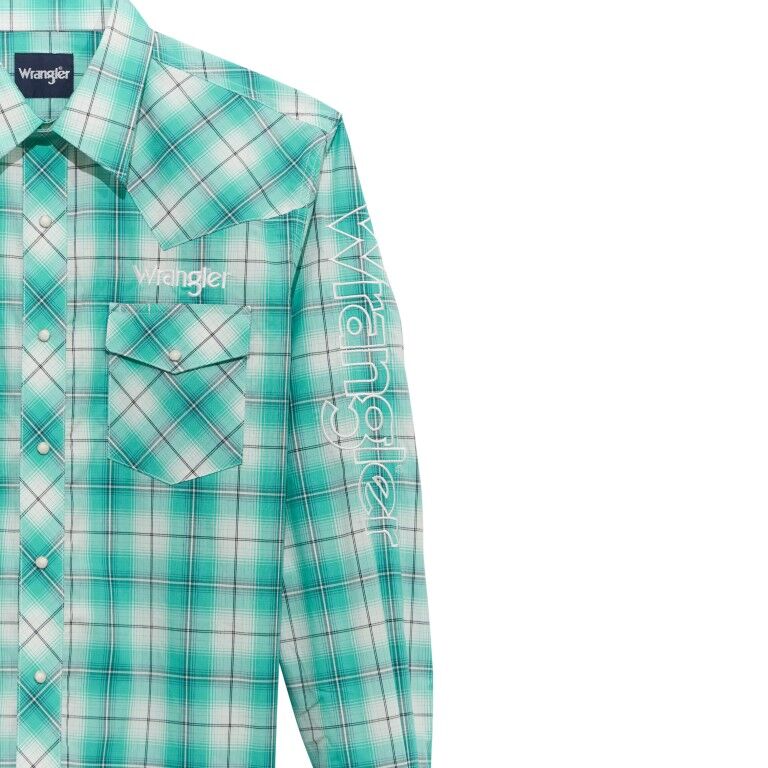 Wrangler Men's Long Sleeve Logo Snap Shirt