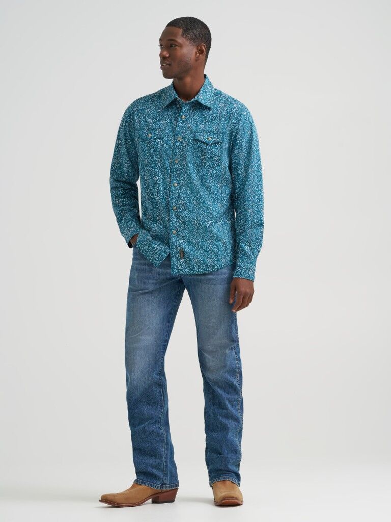 Wrangler Men's Retro Premium Modern Fit Long Sleeve Snap Shirt