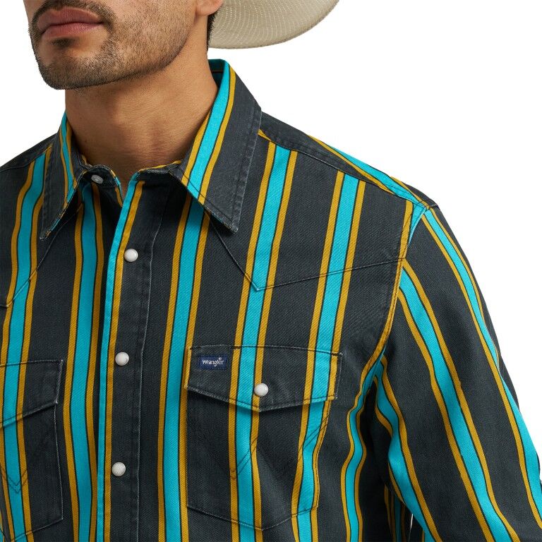 Wrangler Men's Vintage-Inspired Brushpopper Western Snap Shirt