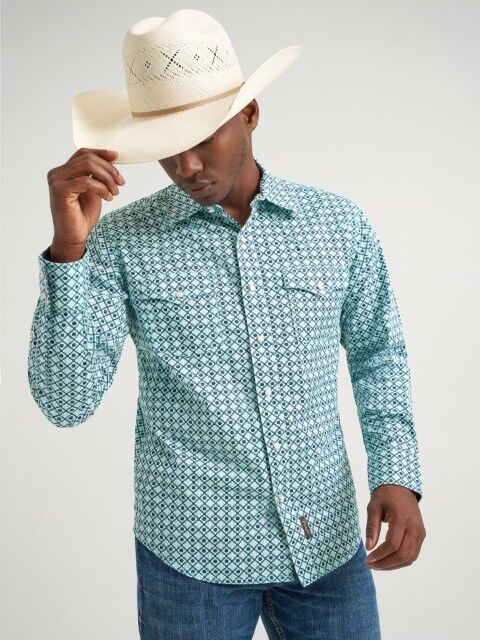 Wrangler Men's Retro Premium Modern Fit Long Sleeve Snap Shirt