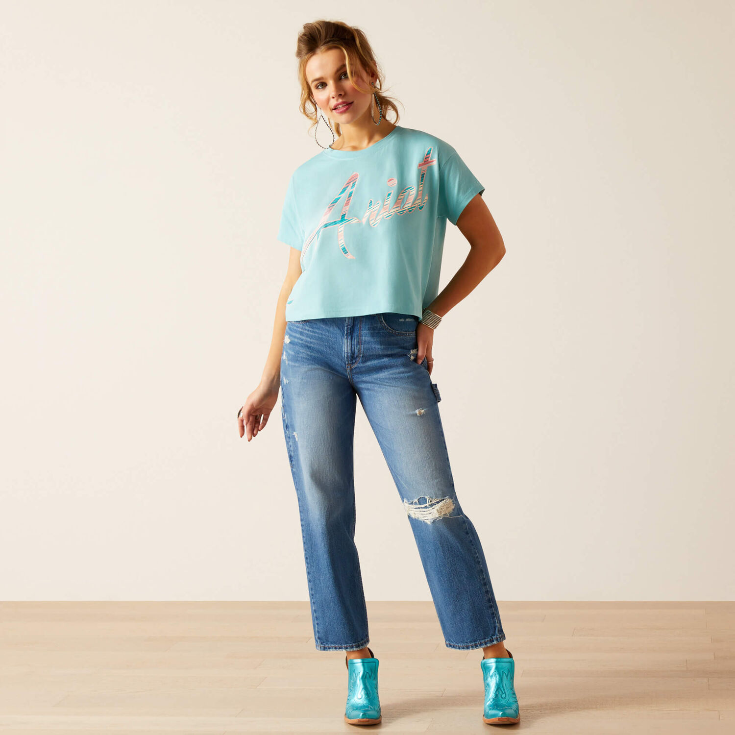 Ariat Women's Mills Short Sleeve T-Shirt in Marine Blue