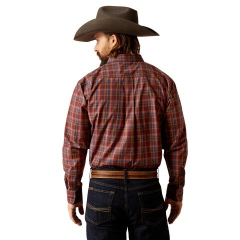 Ariat Men's Pro Series Scotty Classic Fit Shirt in Dark Red
