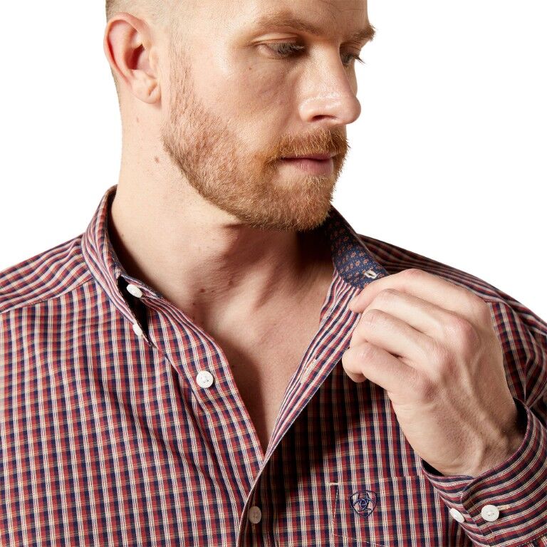 Ariat Men's Wrinkle Free Benson Classic Fit Shirt