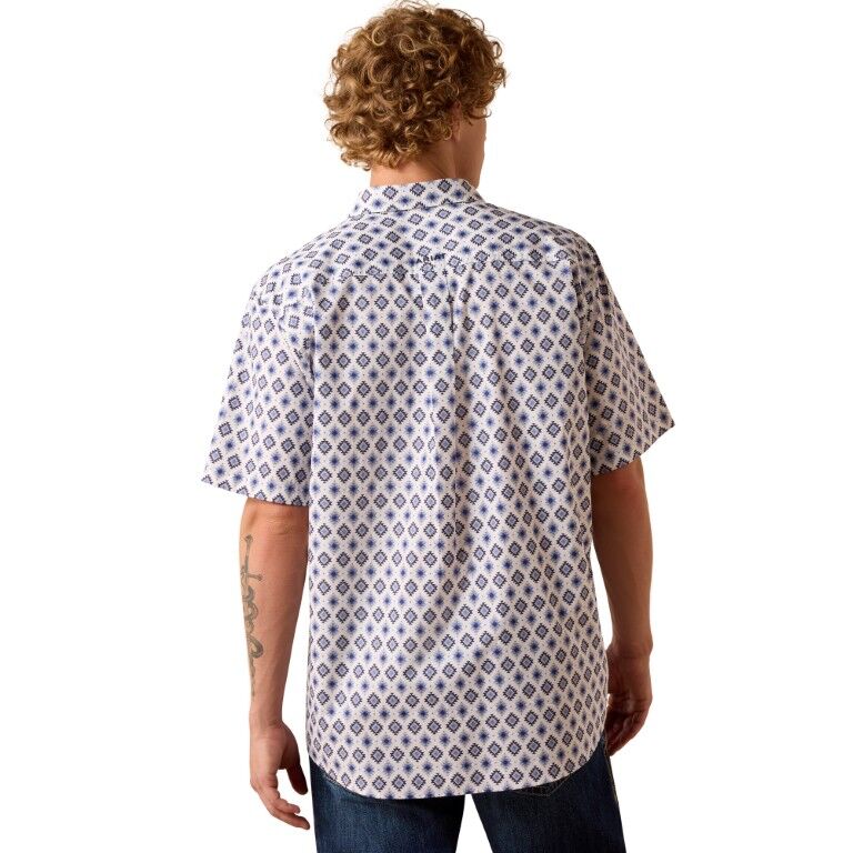 Ariat Men's Crimson Travelers Baxter Classic Short Sleeve Shirt