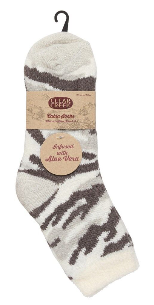 Clear Creek Women's Cabin Socks in Marshmallow Snowflake