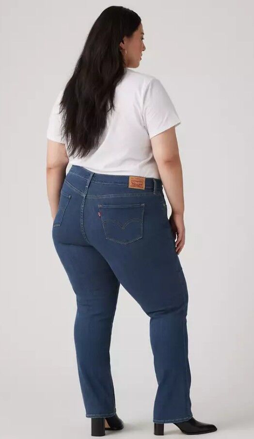 Levi's Women's Classic Straight Plus Size Jeans