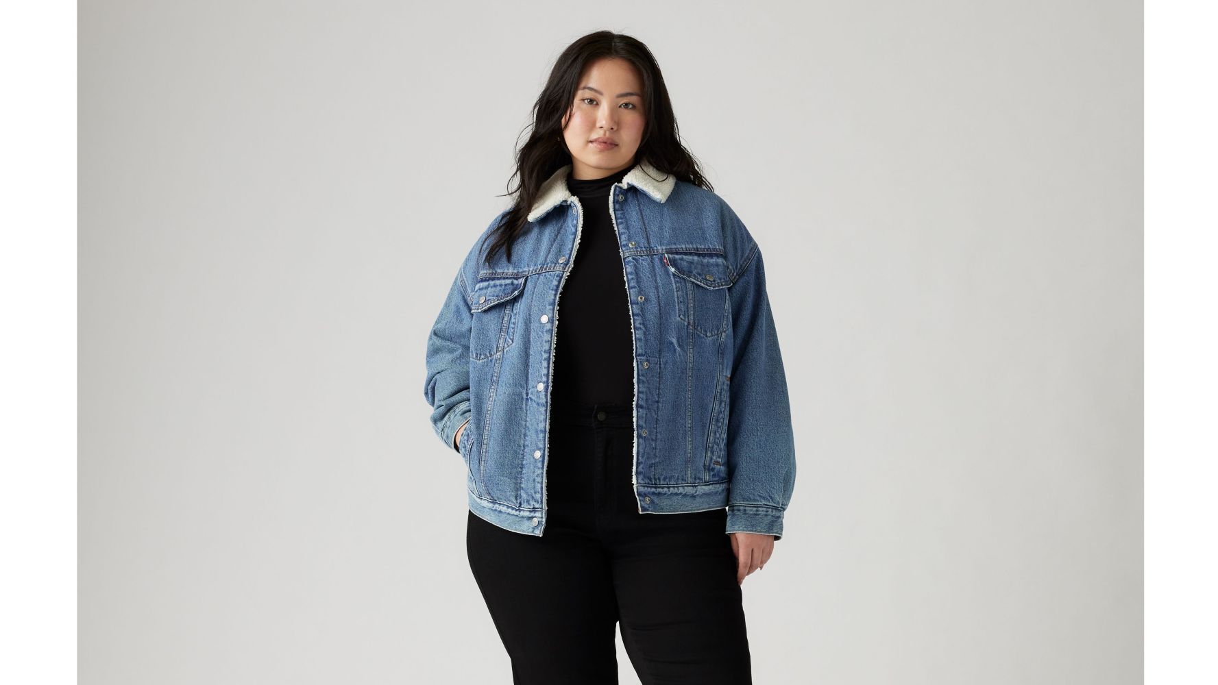 Levi's Women's '90s Sherpa Trucker Jacket