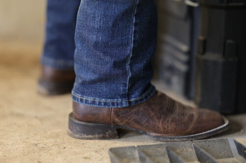 Key Men's Aristocrat McKey Straight Fit Bootcut Jean