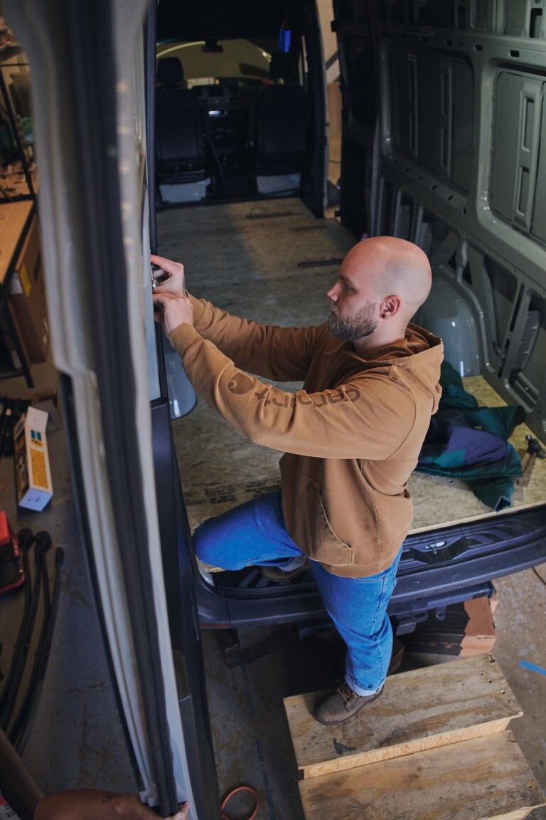 Carhartt Men's Rain Defender Loose Fit Heavyweight 1/4 Zip Hoodie