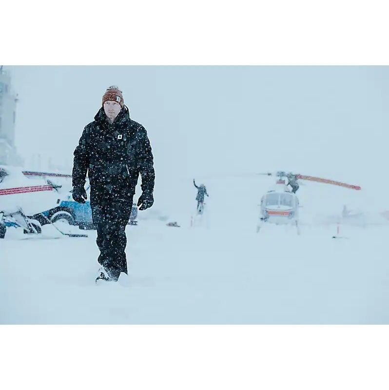 Carhartt Men's Yukon Extremes Loose Fit Insulated Active Jac in Black