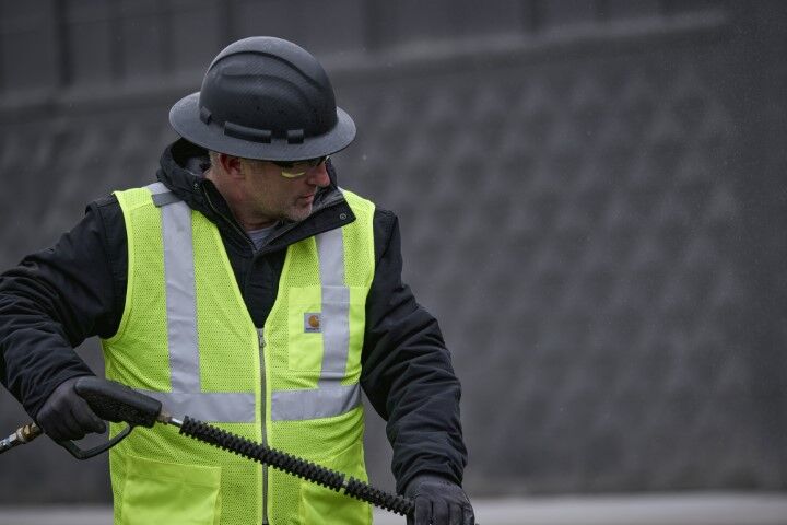 Carhartt Men's High Visibility Mesh Multi Pocket Class 2 Vest in Brite Lime