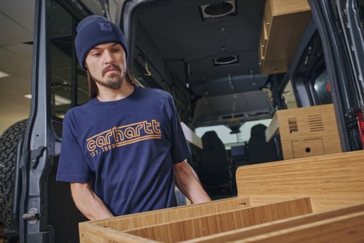 Carhartt Men's Relaxed Fit Lightweight Short Sleeve Logo Graphic T-Shirt in Navy