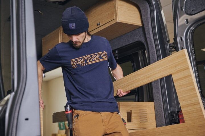 Carhartt Men's Relaxed Fit Lightweight Short Sleeve Logo Graphic T-Shirt in Navy