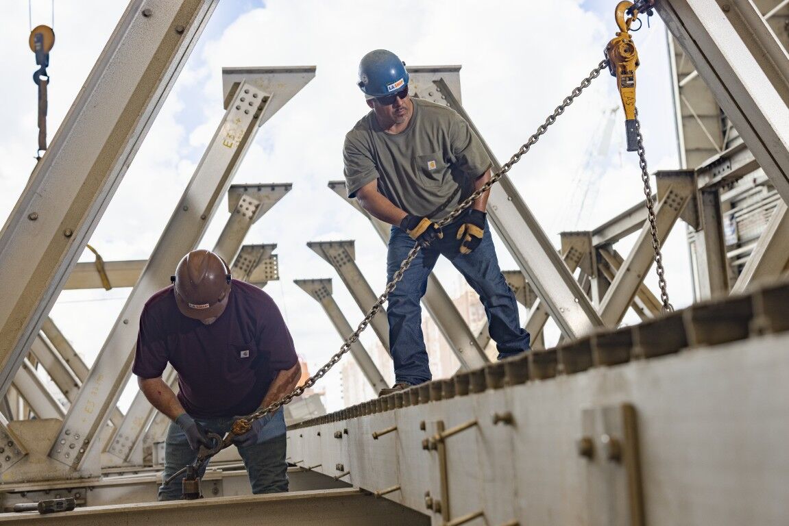 Carhartt Men's Relaxed Bootcut Rugged Flex Jean