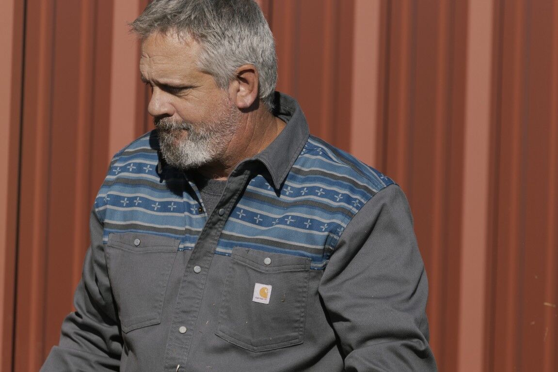 Carhartt Men's Montana Rugged Flex Relaxed Fit Corduroy Long Sleeve Shirt