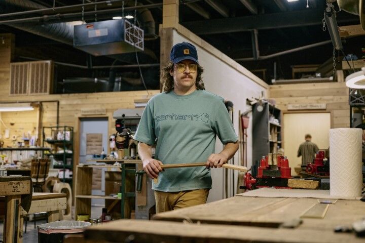 Carhartt Men's Loose Fit Heavyweight Short Sleeve Logo Graphic T-Shirt