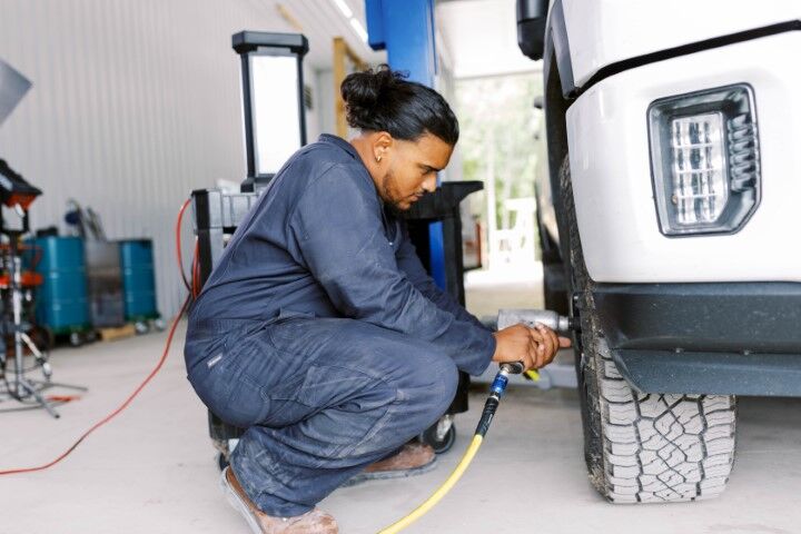 Berne Men's Highland Flex Cotton Unlined Coverall in Navy